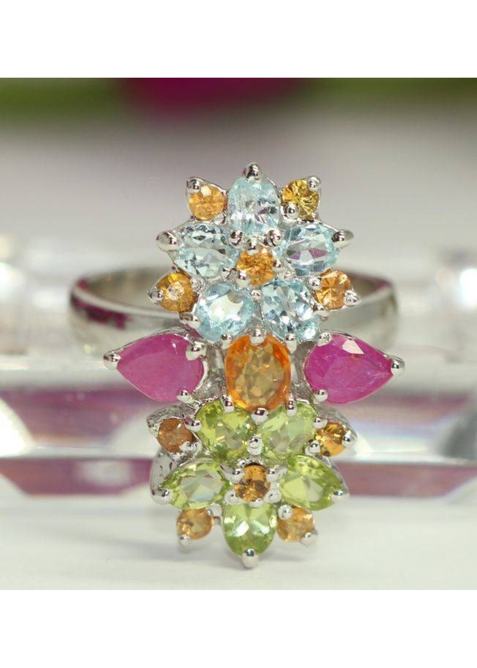 925 bague en argent rhodié avec naturel Rubis, Saphir, topaze bleue et Peridot