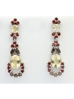 Boucles d'oreilles avec pierres précieuses
