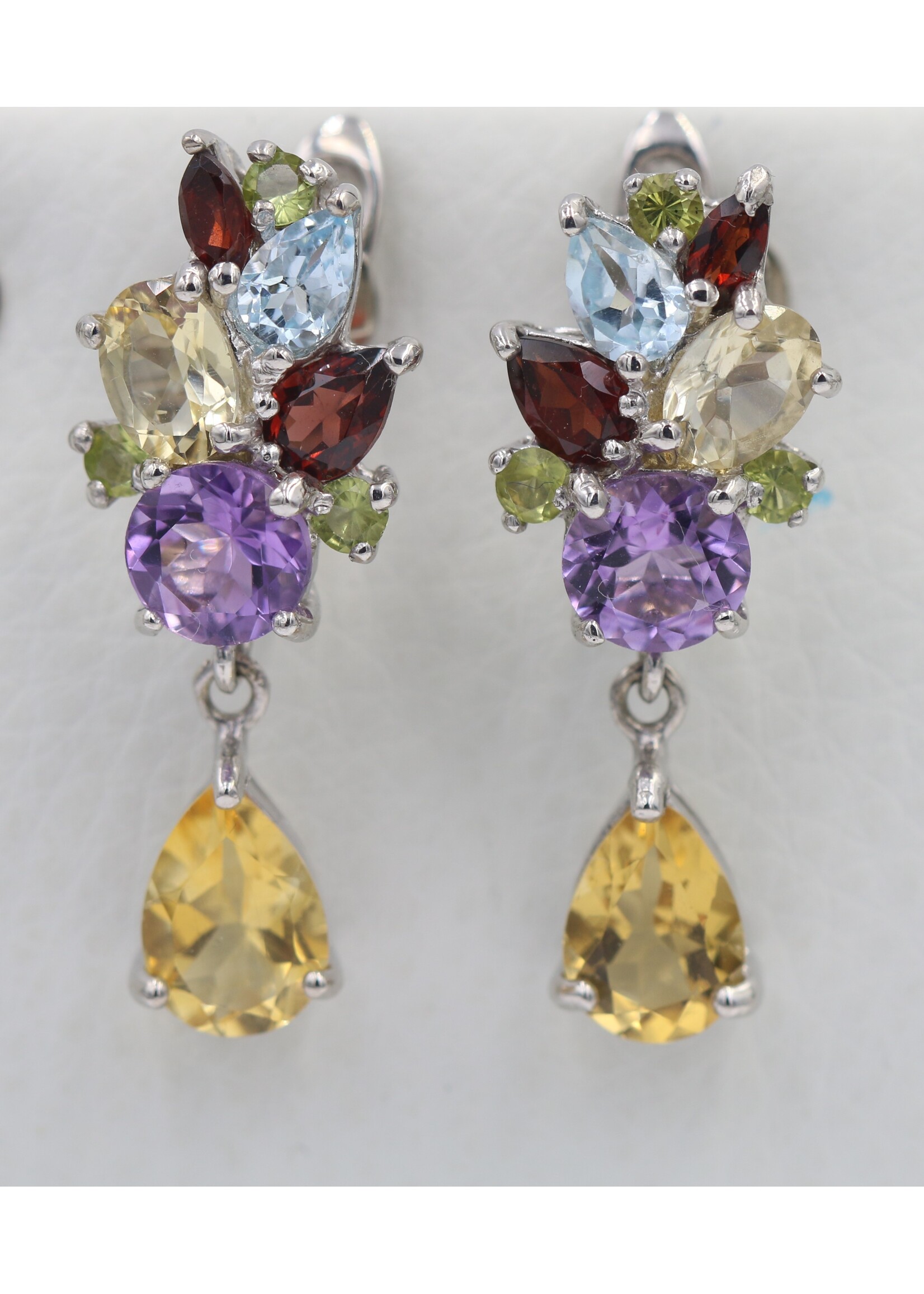 Orecchini in argento rodiato 925 con citrino naturale, topazio azzurro, granato, peridoto e ametista