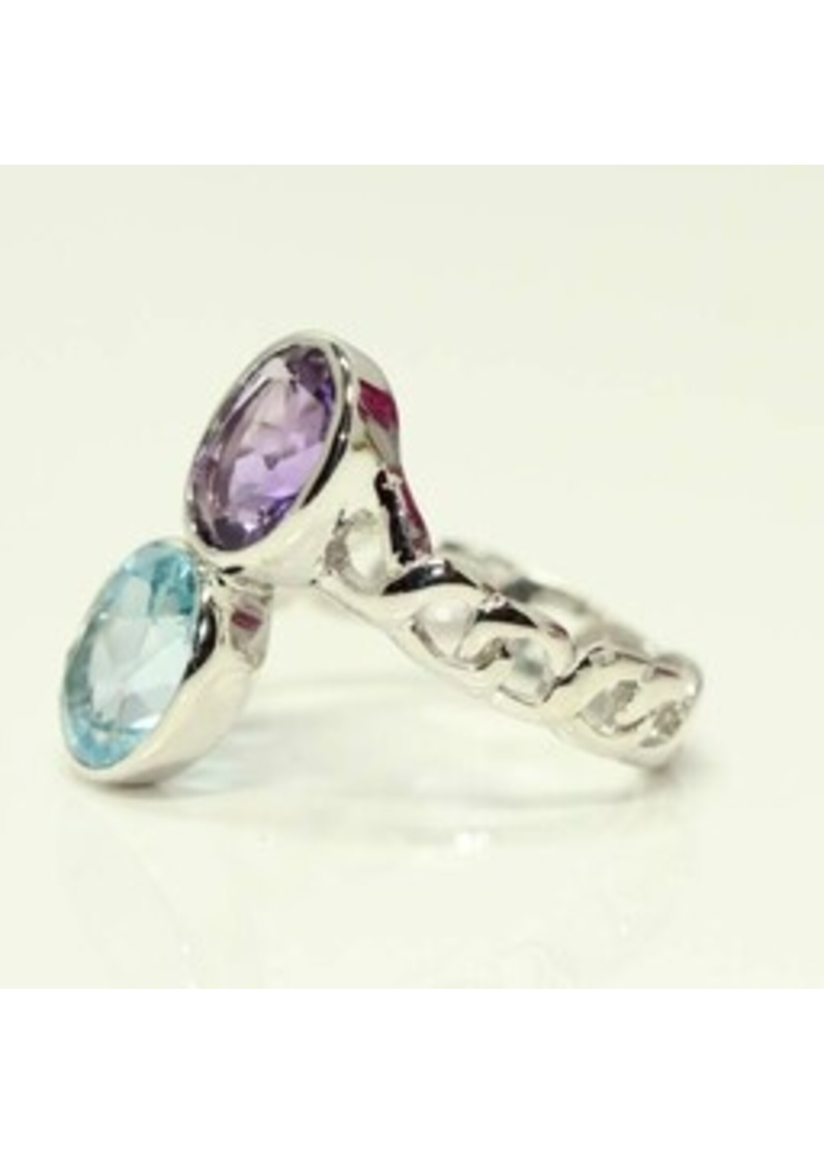 Anello in argento 925 rodiato set con naturale topazio azzurro e Ametista