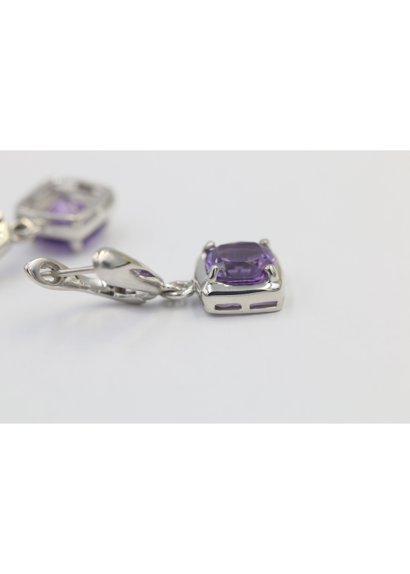 Boucles d'oreilles avec Amethist