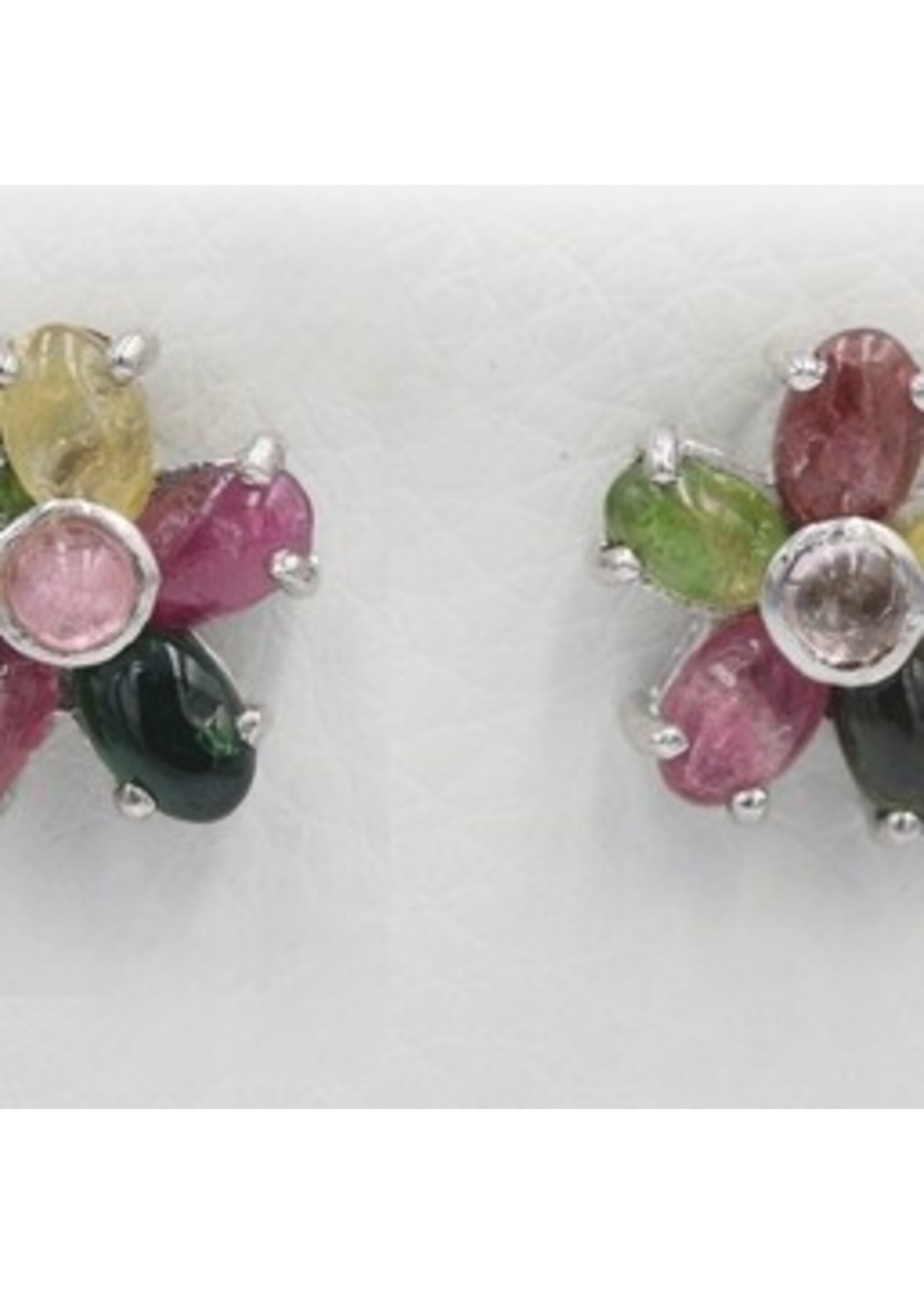 Earings set with natural Tourmaline