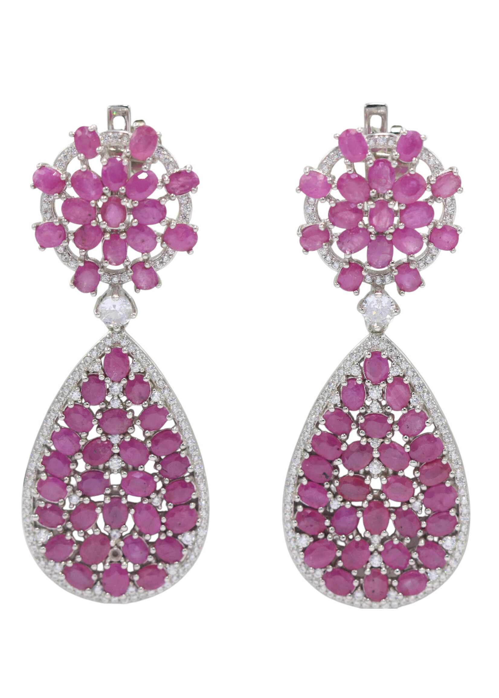 Boucles d'oreilles en argent 925 rhodié serties de rubis naturels