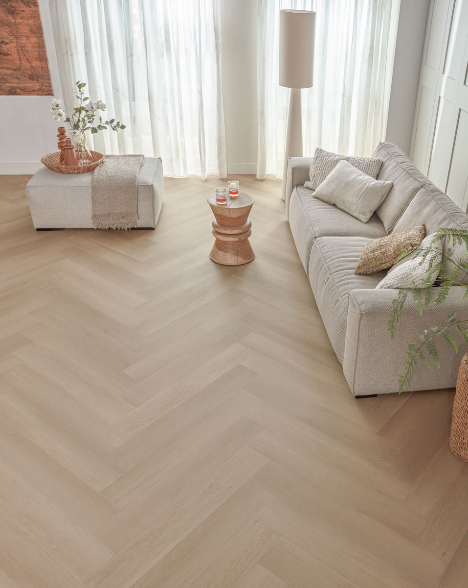 floer-walvisgraat-click-pvc-zwaardvis-zand