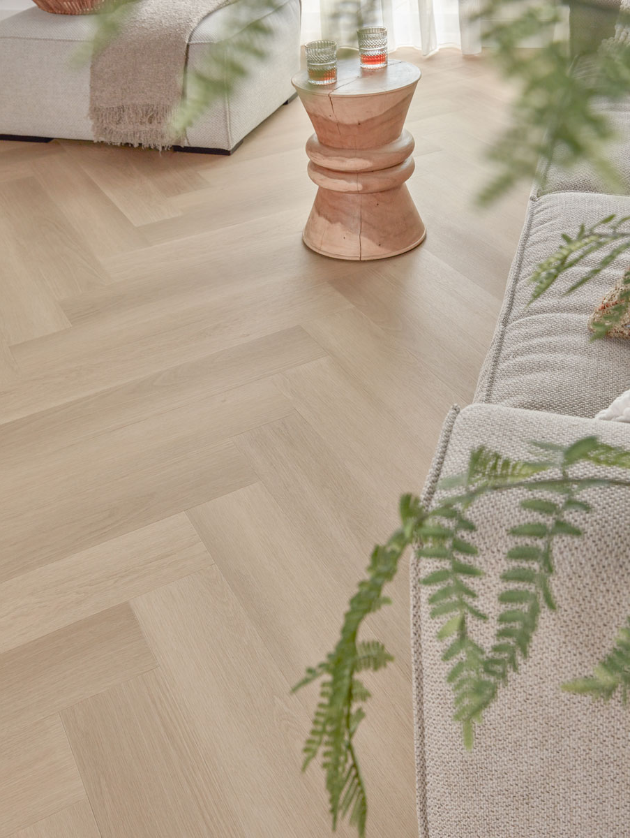 floer-walvisgraat-click-pvc-zwaardvis-zand