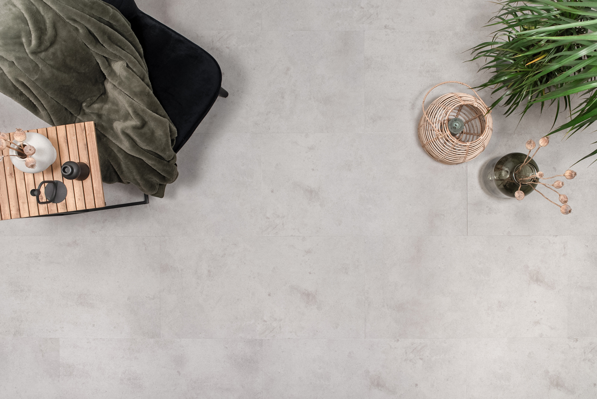 floer-tegel-click-pvc-betonlook-lichtgrijs