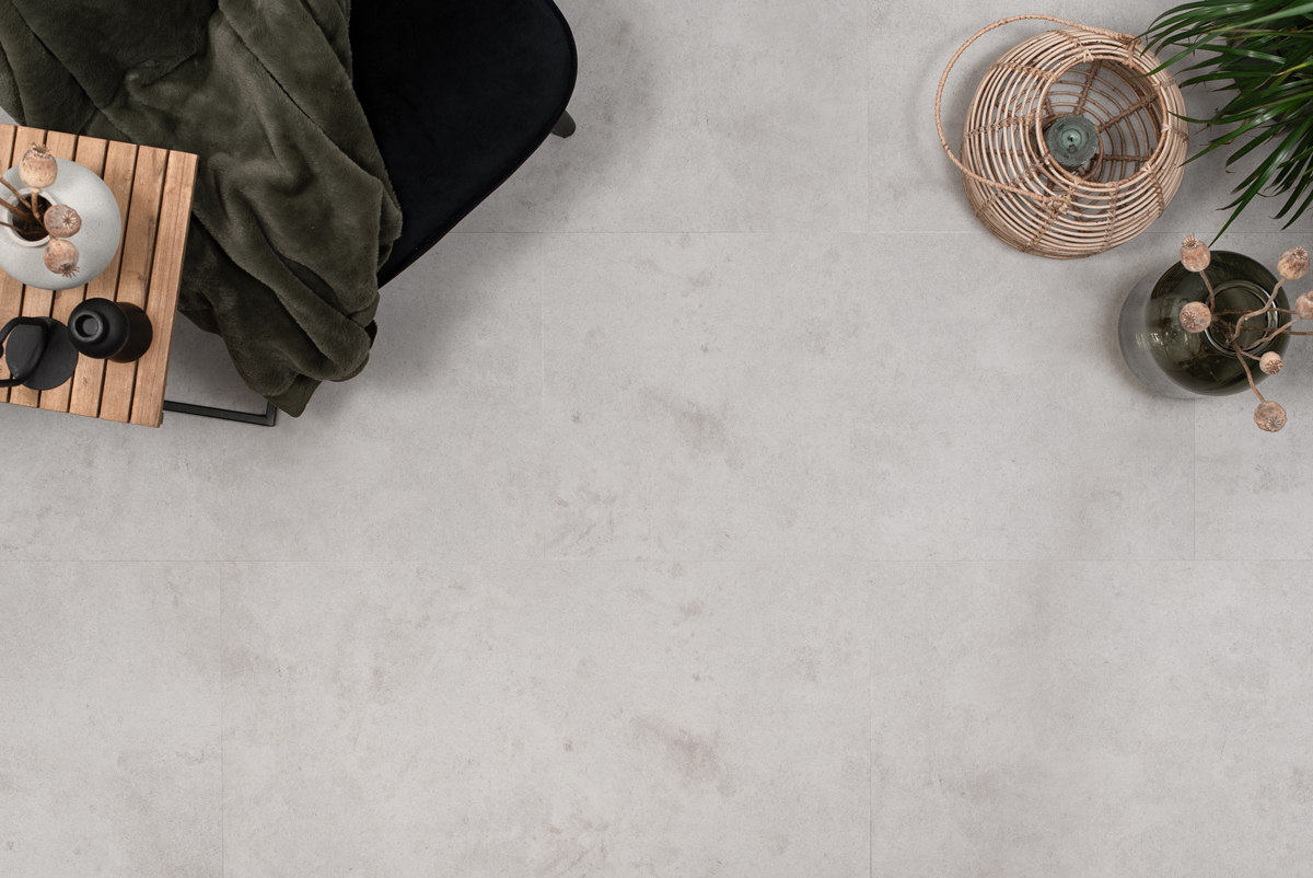 floer-tegel-click-pvc-betonlook-lichtgrijs