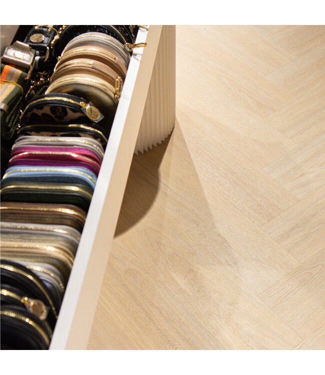 Vivafloors vivafloors-walvisgraat-7810