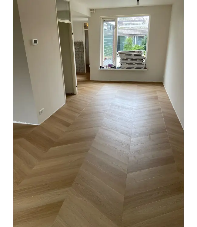 Floorlife floorlife-yup-fulham-chevron-dryback-warm-oak
