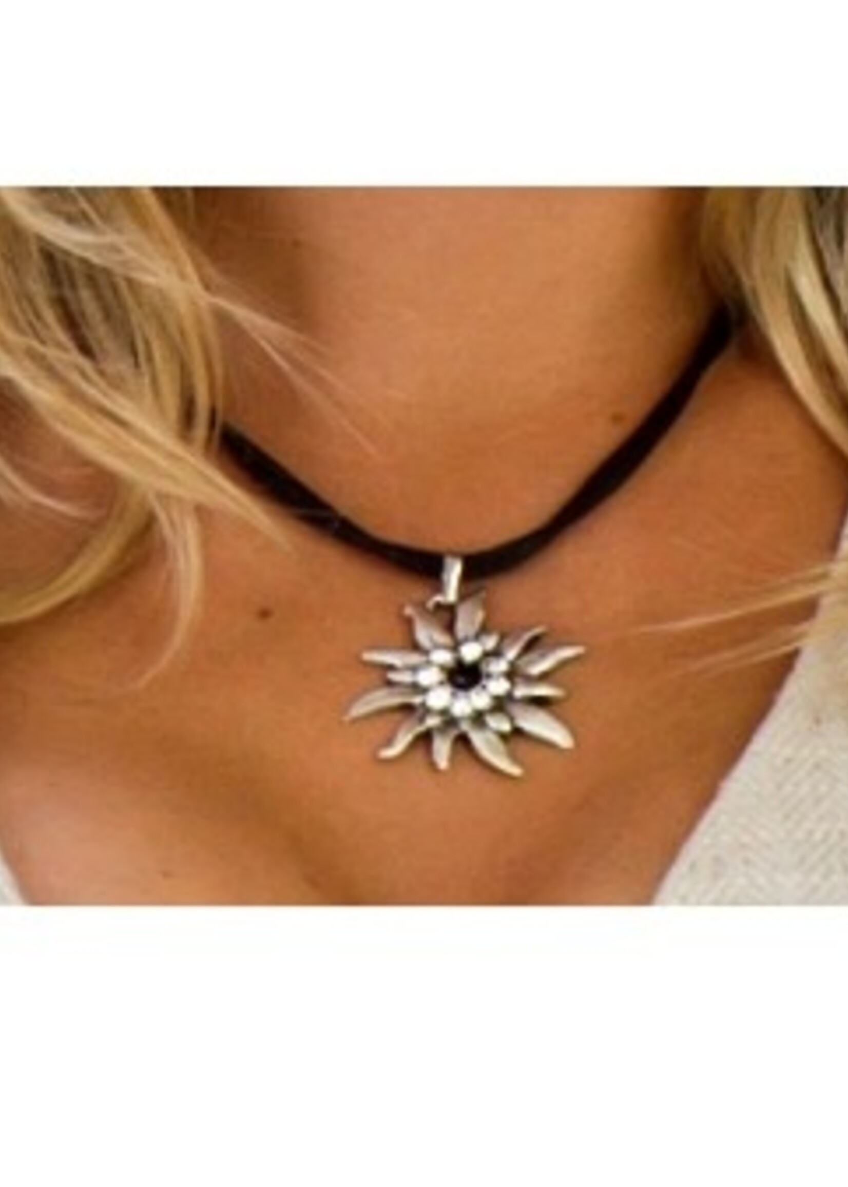 Party Planet Ketting met Edelweiss-hanger en strass