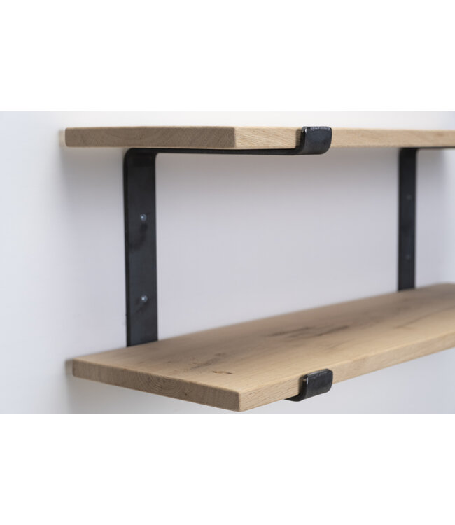 Wandrek dubbel | Eiken schappen 2 cm dik met stalen beugels