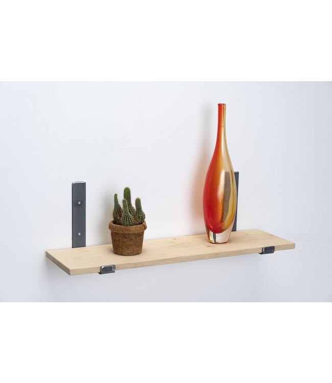 Eiken wandplank 2 cm dik | Met open stalen beugels