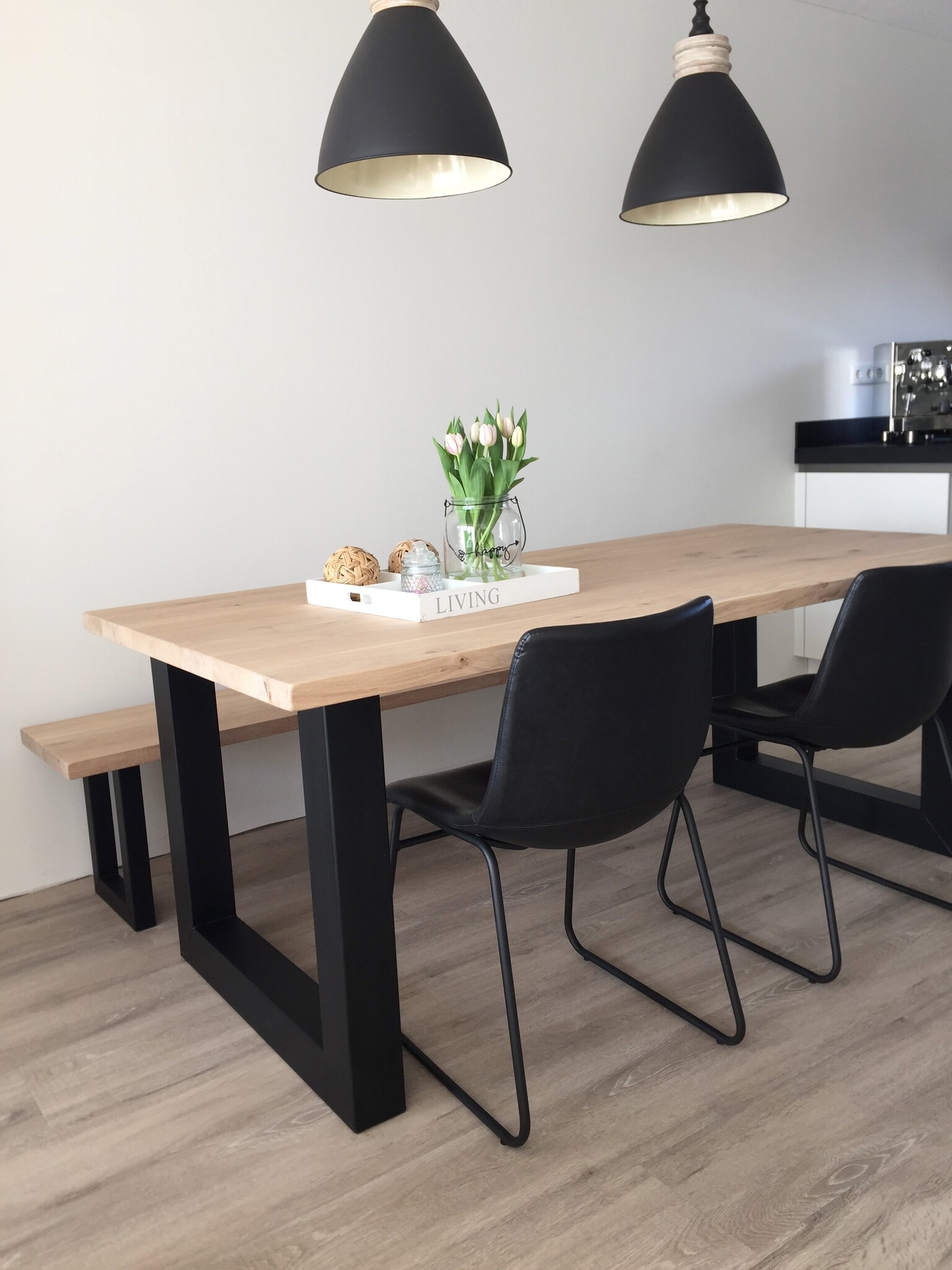 Prachtige eiken tafels vind je hier