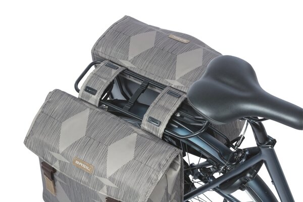 Basil Dubbele Fietstas Basil Elegance 49L Basil Dubbele Fietstas Basil Elegance 49L