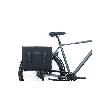 Basil Basil Dubbele Fietstas Kavan Eco Classic Zwart Basil Basil Dubbele Fietstas Kavan Eco Classic Zwart