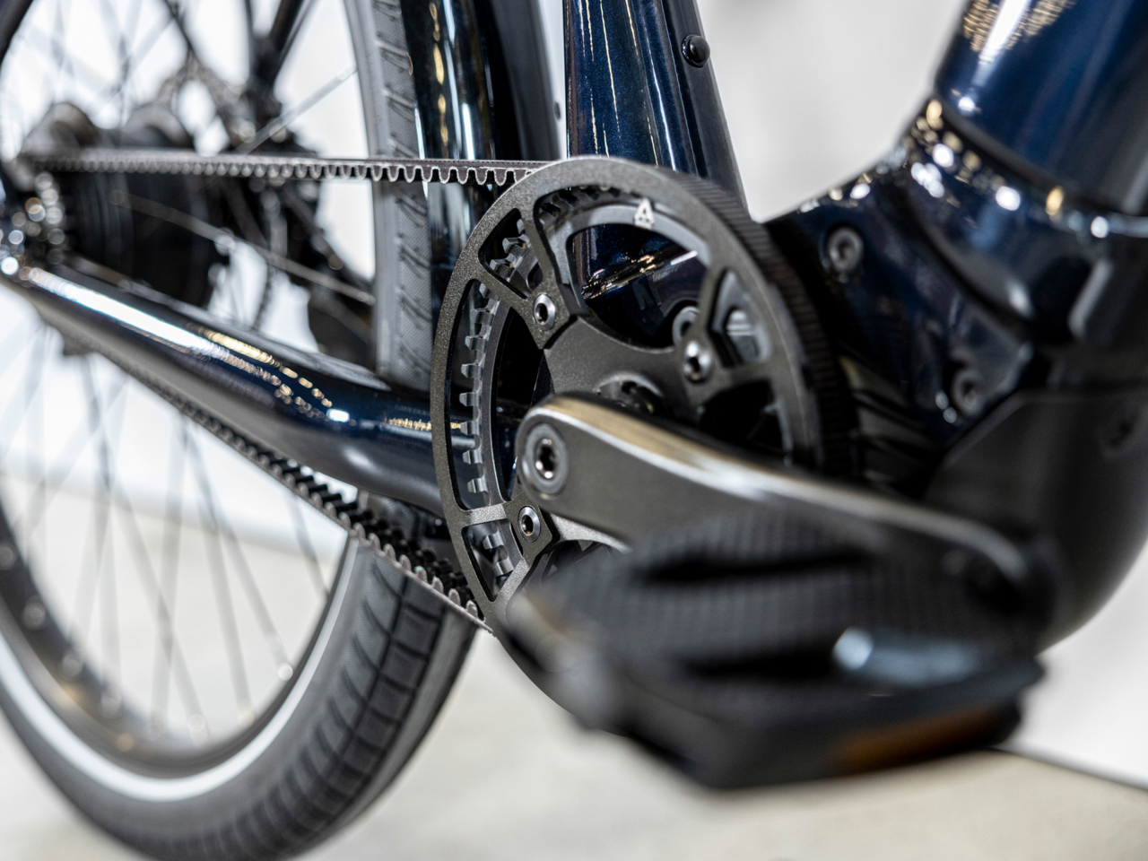 Trek Trek Allant+ 9 Elektrische Herenfiets Trek Trek Allant+ 9 Elektrische Herenfiets