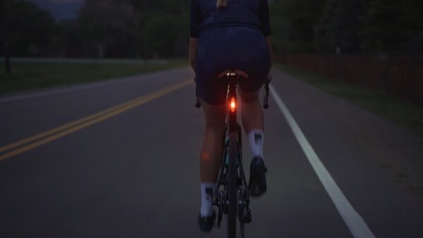 Cateye Cateye Achterlicht ViZ450 Cateye Cateye Achterlicht ViZ450