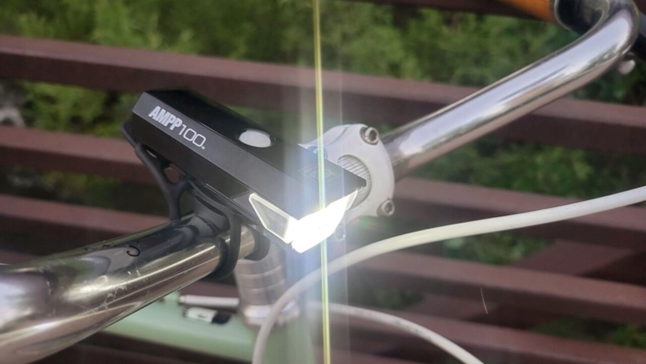 Cateye Cateye Voorverlichting AMPP100