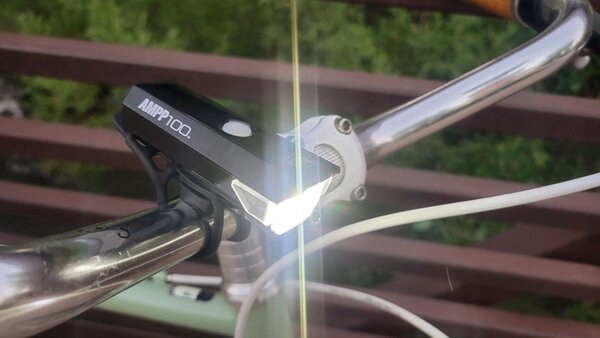 Cateye Cateye Voorverlichting AMPP100