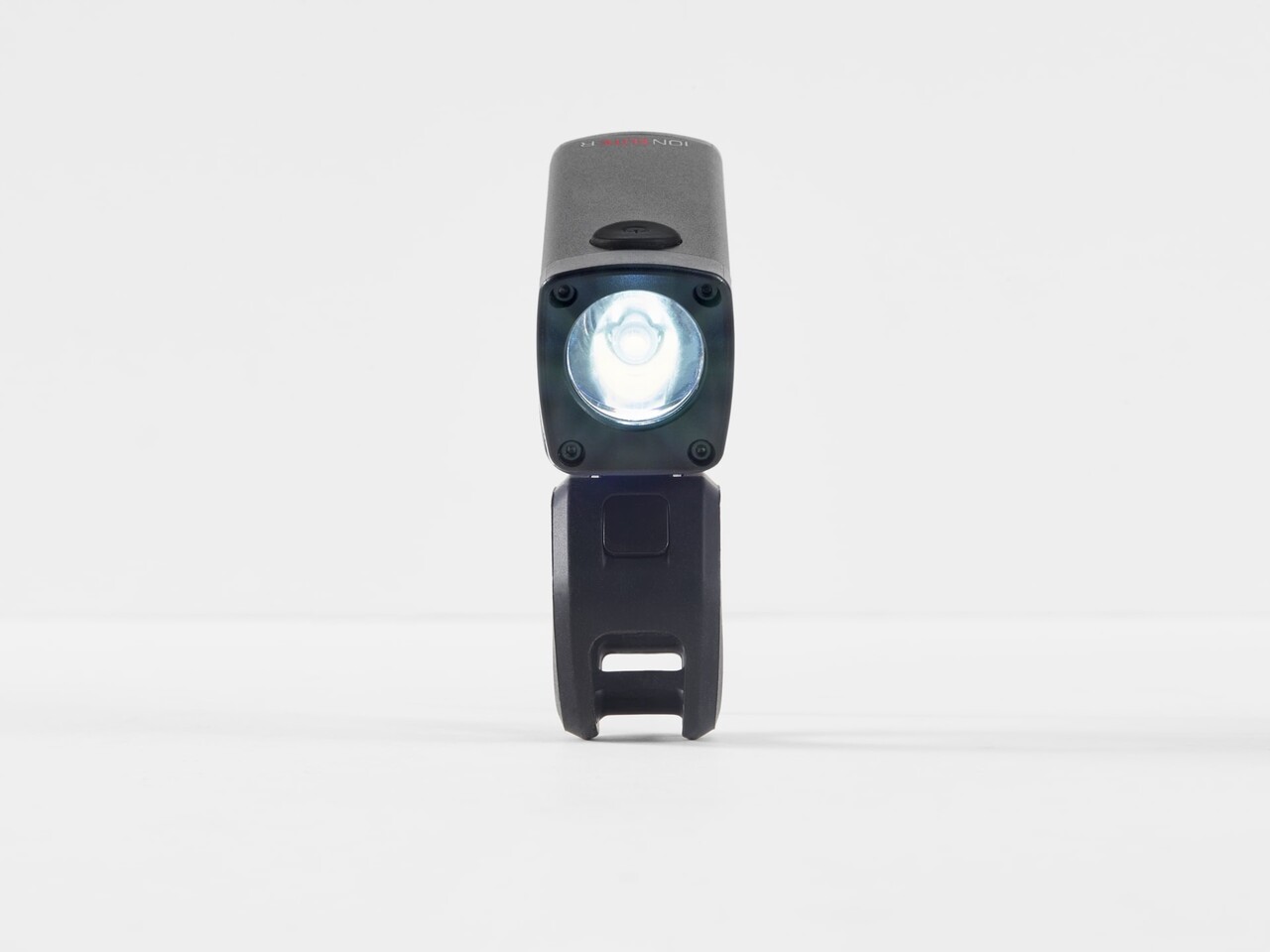 Bontrager Bontrager Voorverlichting Ion Elite R Bontrager Bontrager Voorverlichting Ion Elite R