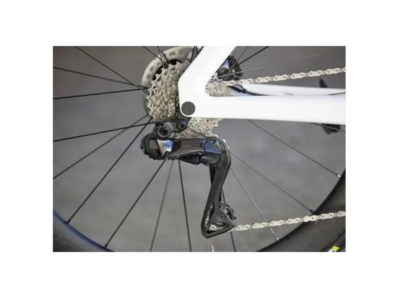 Shimano Shimano Ultegra CS-R8101 12-speed Cassette