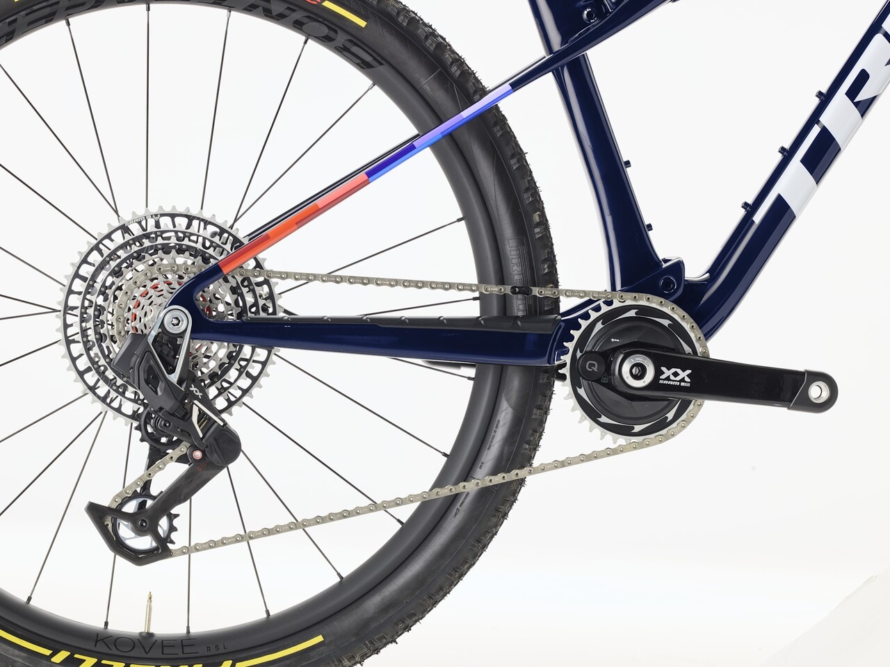 Trek Trek Supercaliber SLR 9.9 XX Flight Attendant Gen 2 (2026) Trek Trek Supercaliber SLR 9.9 XX Flight Attendant Gen 2 (2026)