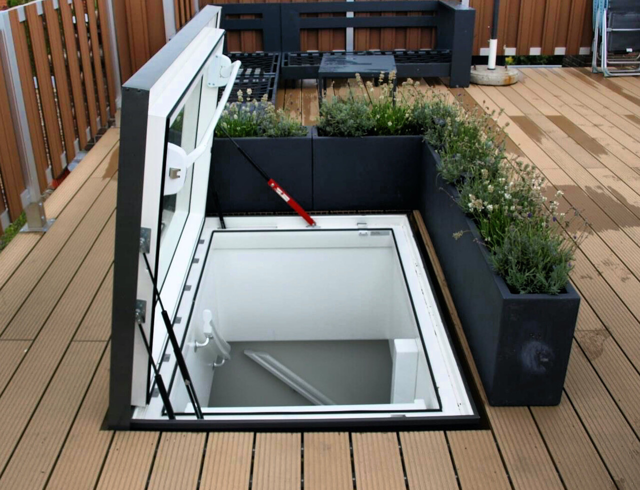 Intura Platdakraam Intura PGM A9  - daktoetreding met zonwerend glas Intura Platdakraam Intura PGM A9  - daktoetreding met zonwerend glas