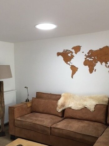 Intura Suntube35 SideLight- de lichttunnel voor de gevel met een diameter van 25cm en koepel van kristal glas Intura Suntube35 SideLight- de lichttunnel voor de gevel met een diameter van 25cm en koepel van kristal glas