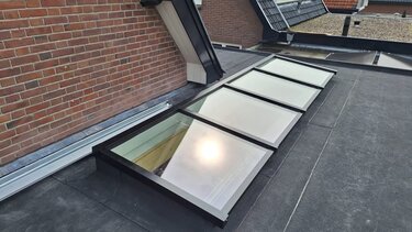 Houten lichtstraten met HR++ glas