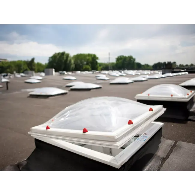 Skylux Skylux lichtkoepel polycarbonaat met opstand vaste uitvoering