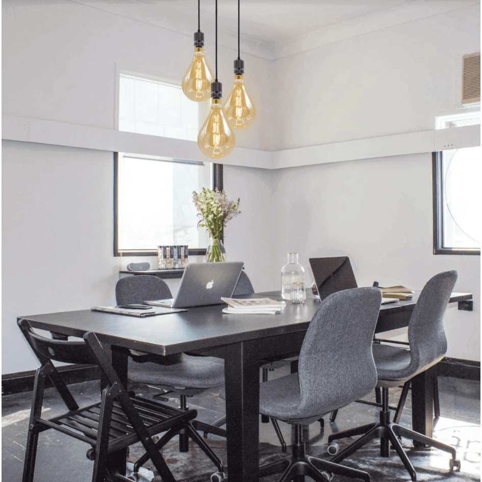 Lampe suspendue noire brillante avec ampoule XXL de 8,5W à 10W, verre ambré, 2000K, Ø160