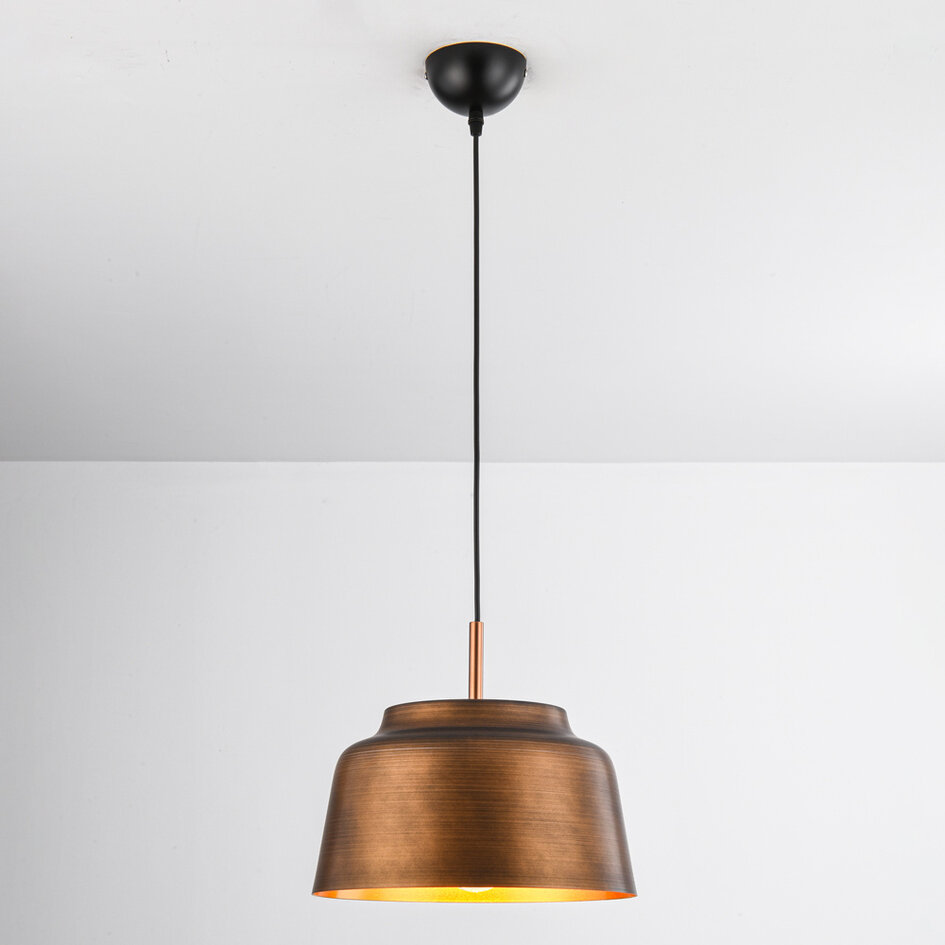Moderne hanglamp zwart met goudkleurige binnenzijde – New York