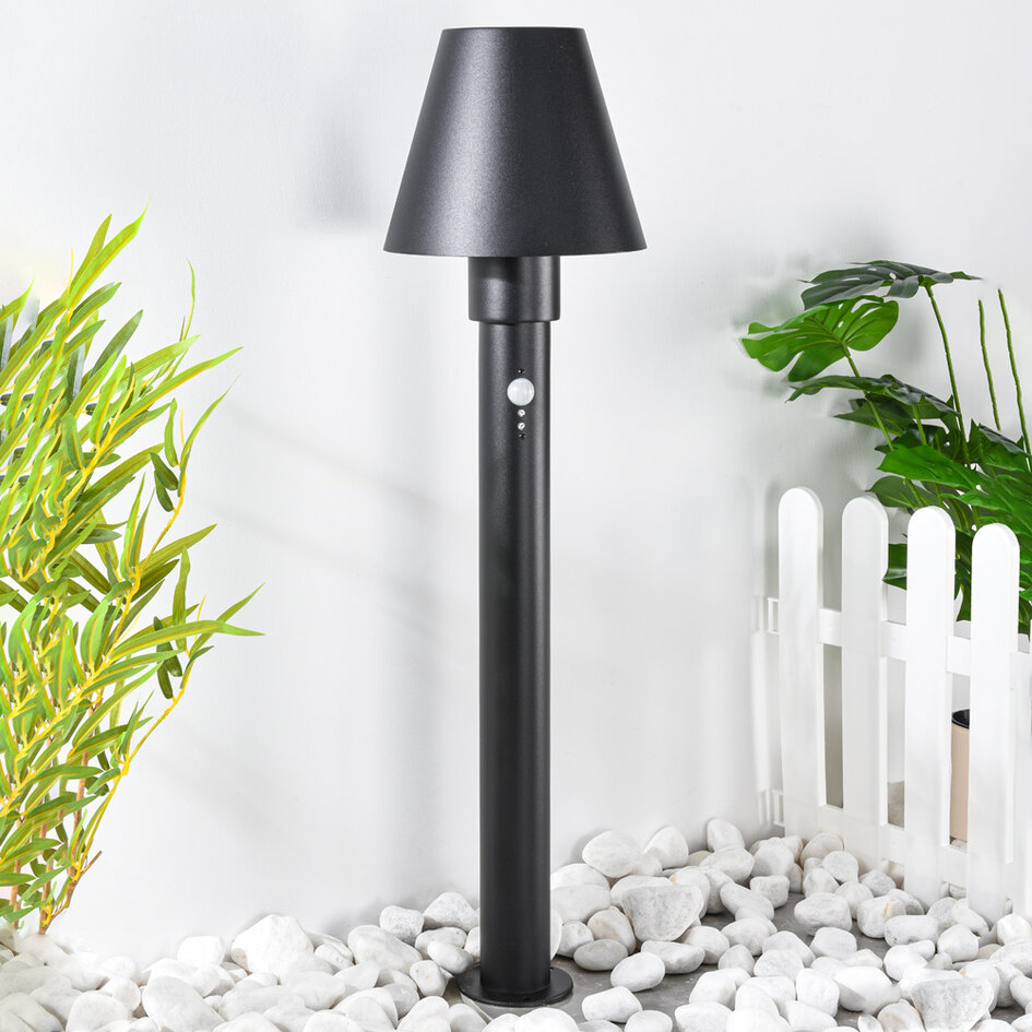Moderne buitenlamp Bruno zwart met sensor, 80 cm