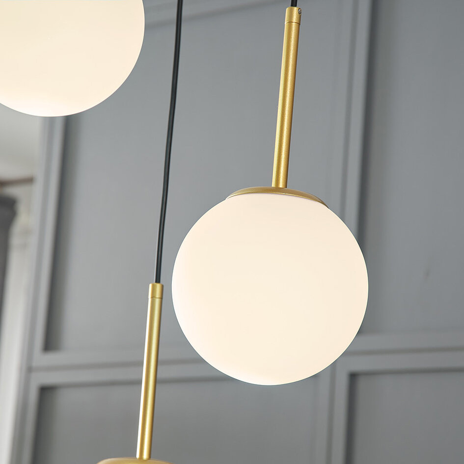 Lampe suspendue à 3 lumières Addy noir avec verre blanc laiteux