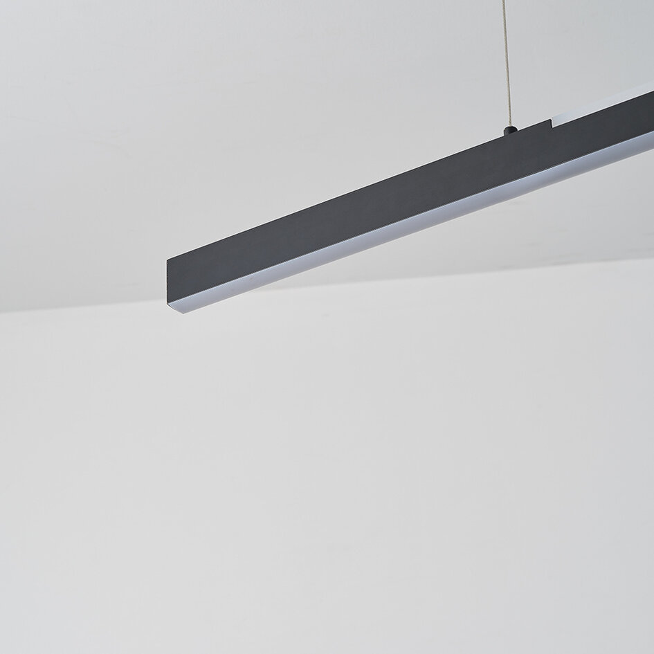 Dimbare hanglamp Albon met infraroodsensor en aanpasbare kleurtemperatuur