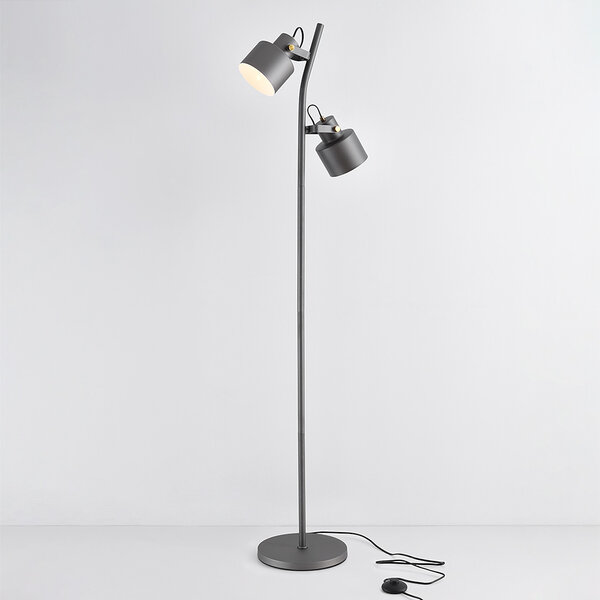 Staande lamp William 2-lichts in grijs met kantelbare spots