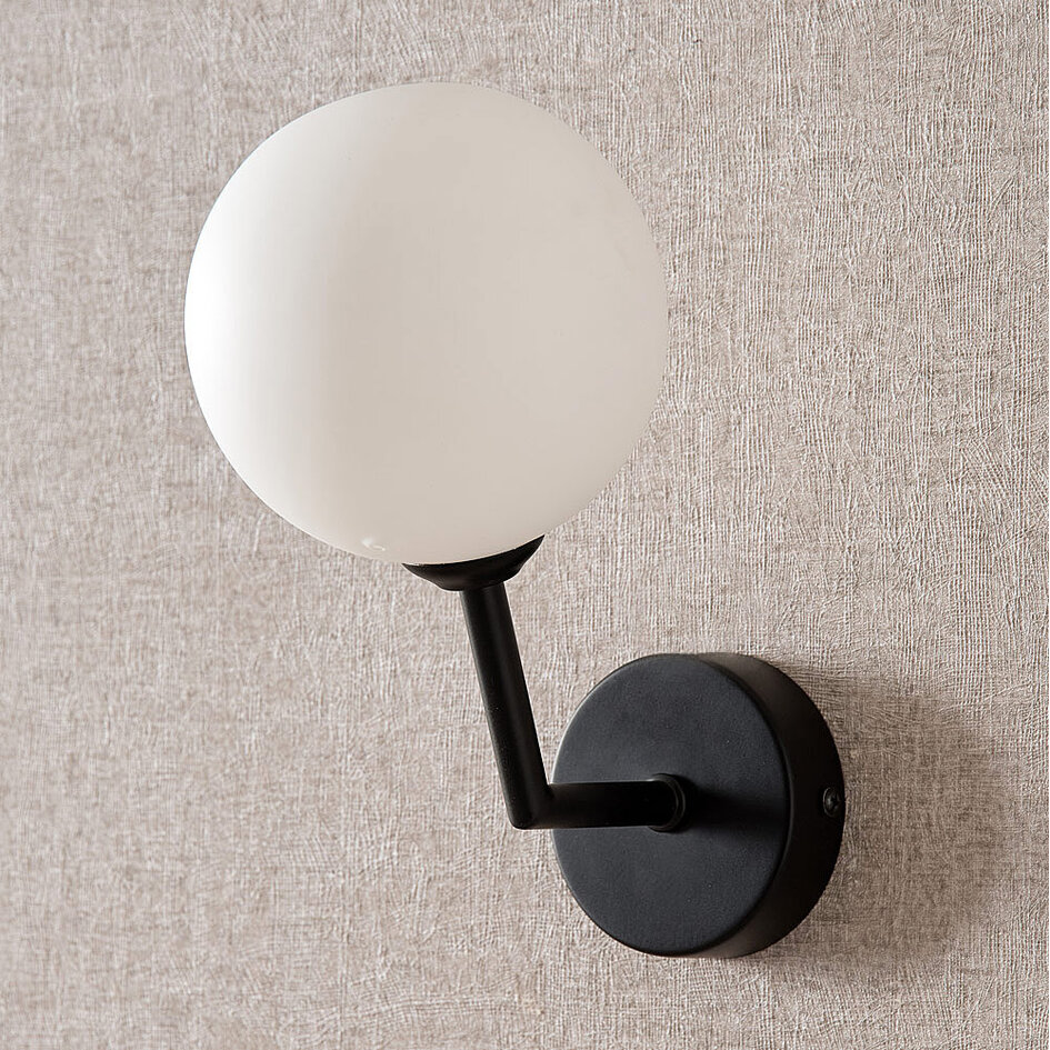 Applique Runda en verre opalin - noir