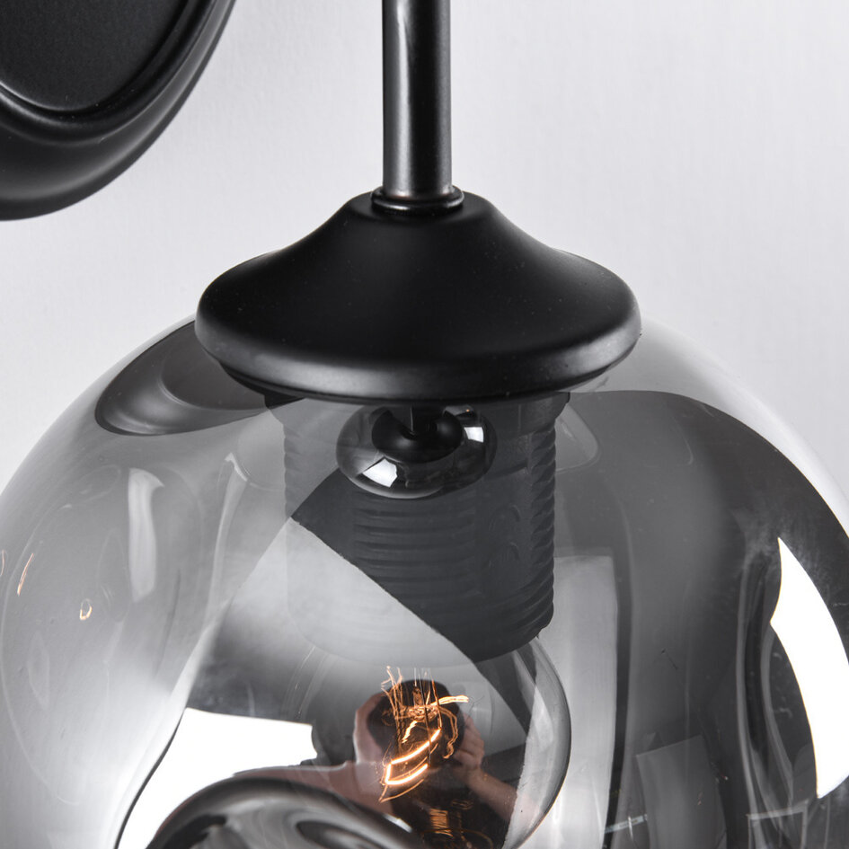 Wandlamp zwart met rookglas - Leandra