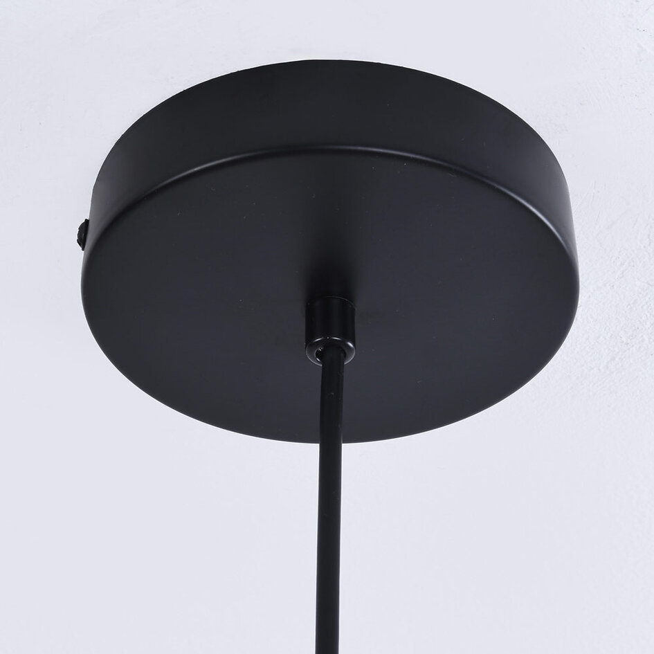 Lampe suspendue design cadre noir et verre fumé