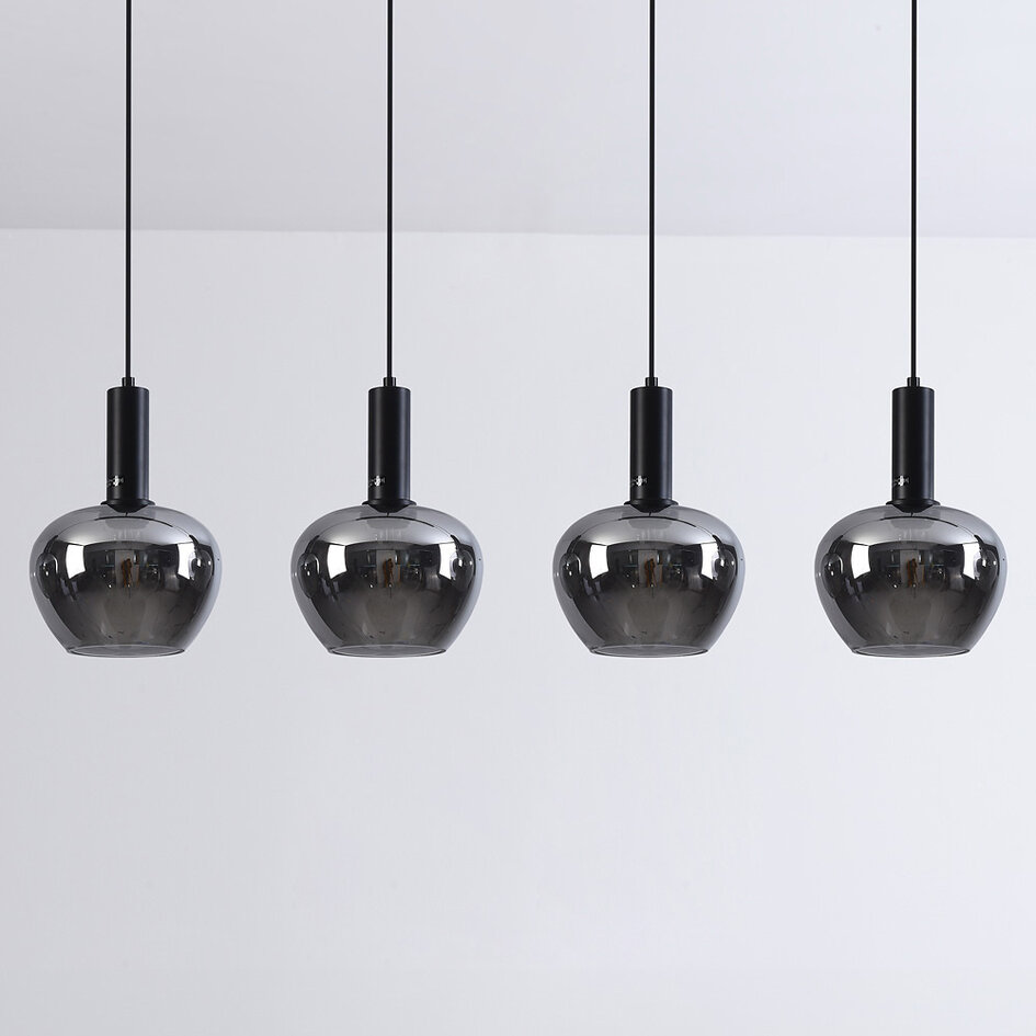 4-lichts hanglamp Ilvy in appelvormig rookglas - zwart