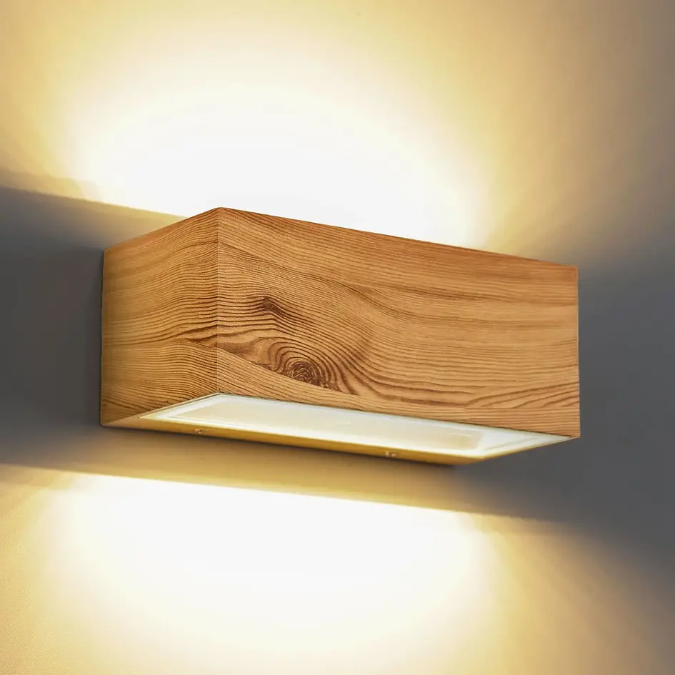 Applique d'extérieur moderne Kai - aspect bois