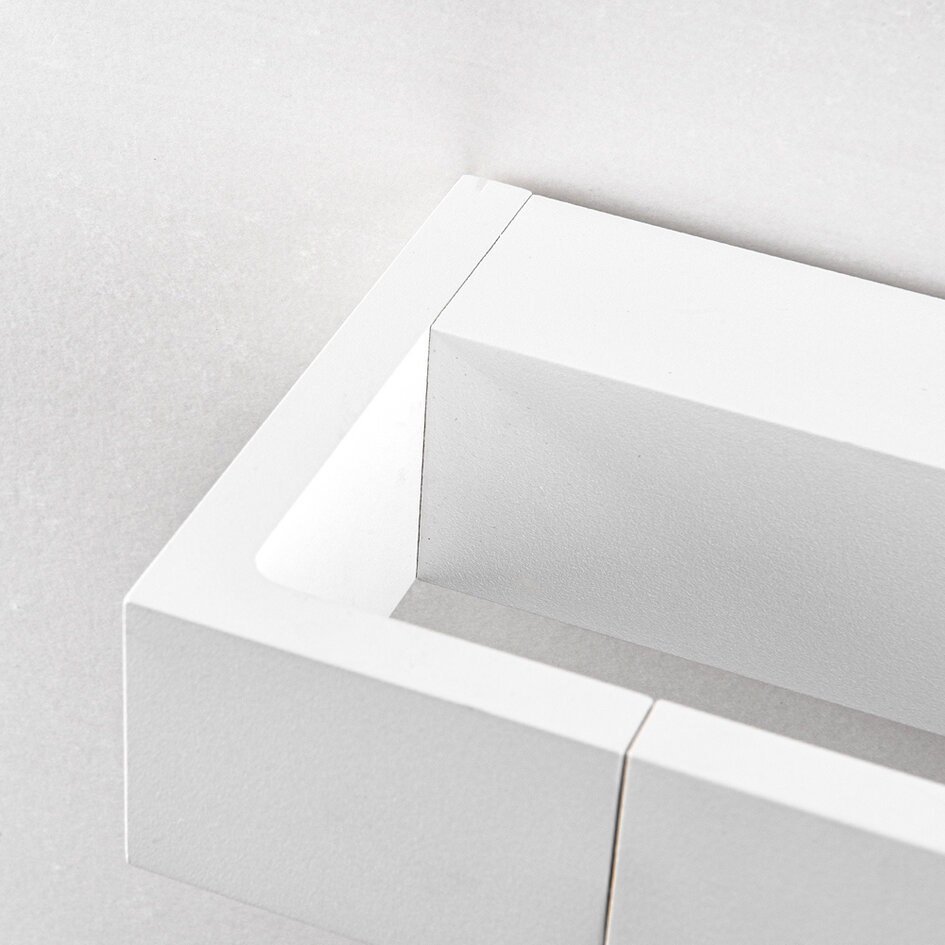 Witte draaibare wandlamp Sirle, 45 cm