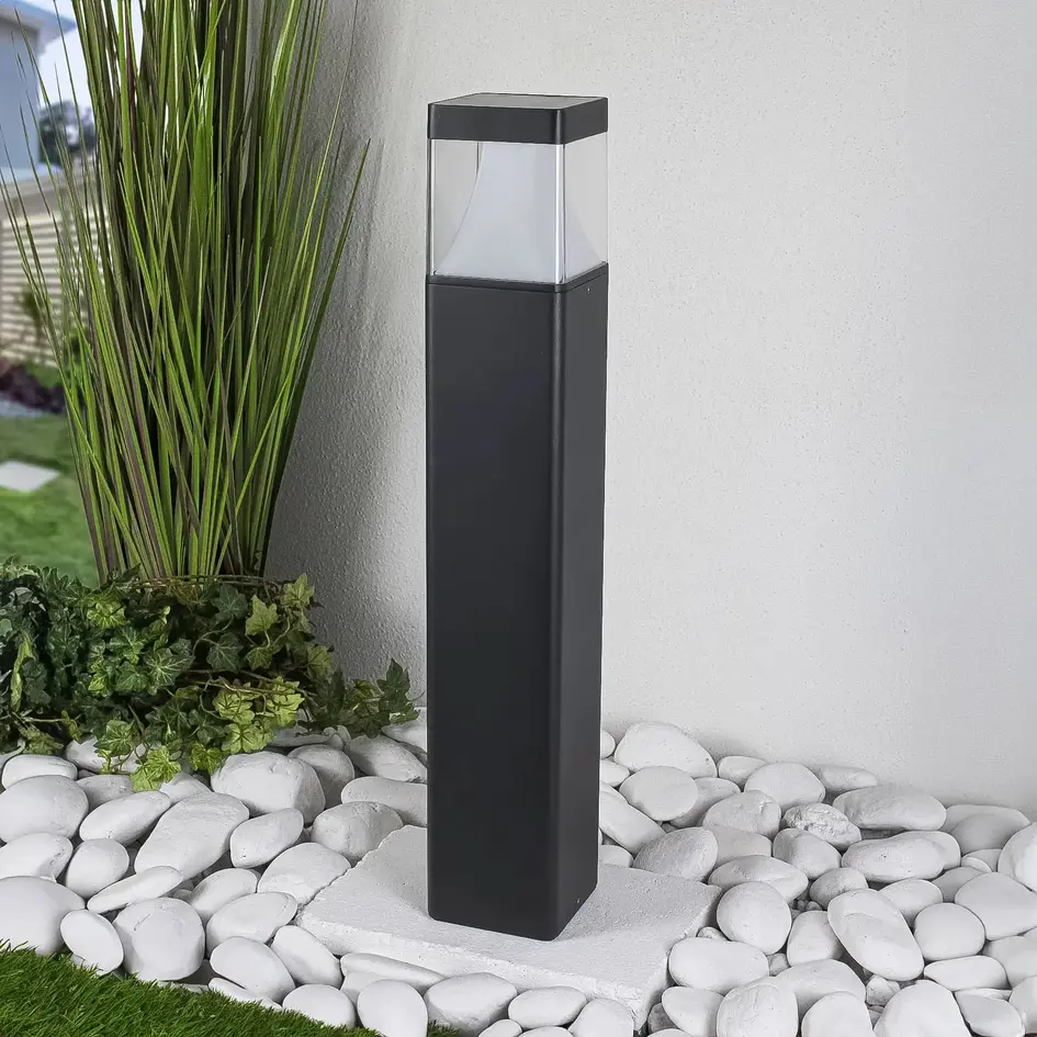 Lampe d'extérieur solaire sur pied Camilia