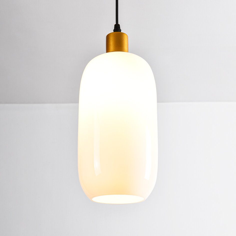 Hanglamp Anne met melkwit glas en kleurverloop