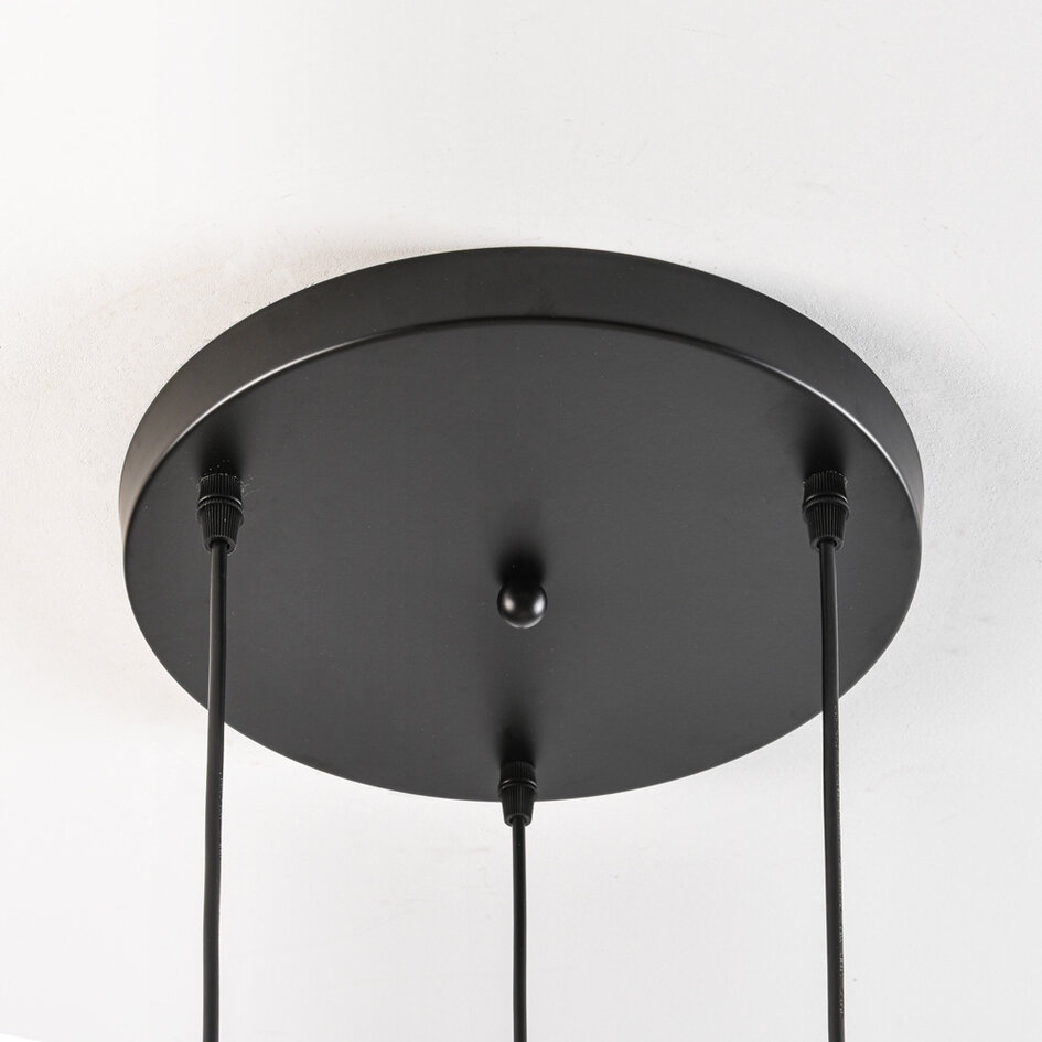 Suspension Aiden avec verre blanc laiteux, 3 lumières