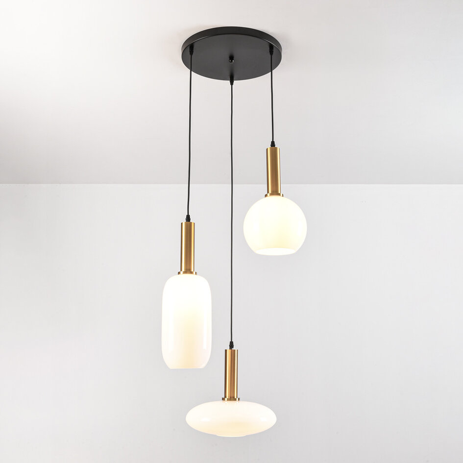 Hanglamp Dennis met melkwit glas, 3-lichts