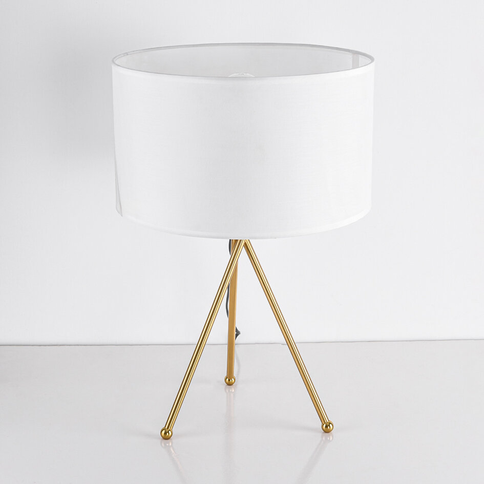 Lampe à poser Susan - trépied doré avec abat-jour en tissu