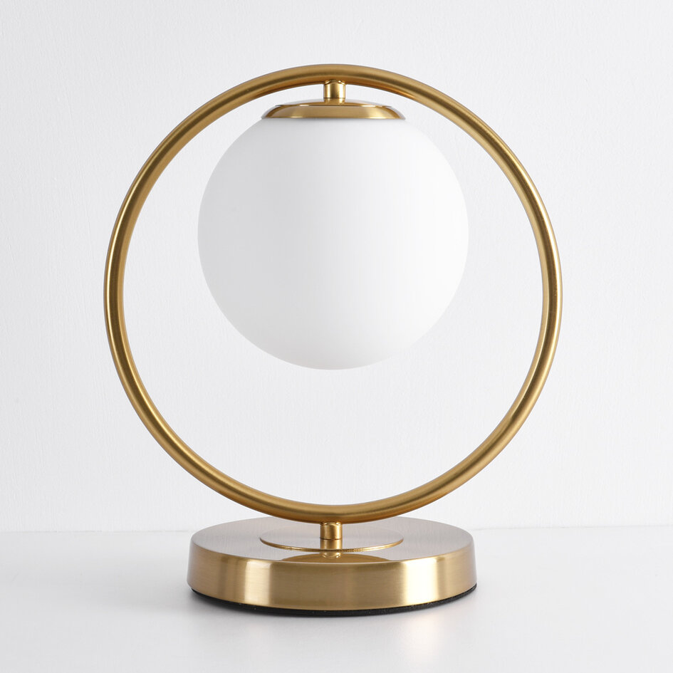 Lampe de table design doré avec verre blanc laiteux - Gene