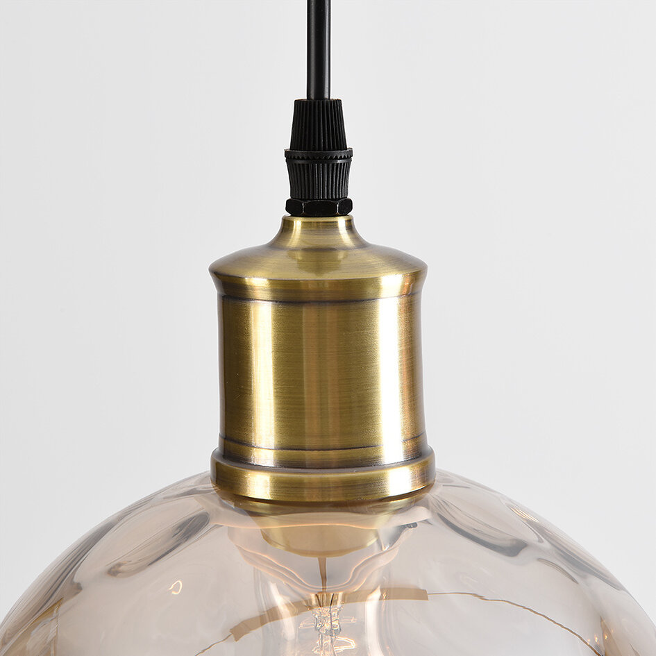 3-lichts hanglamp Lotte met drie kleuren glas