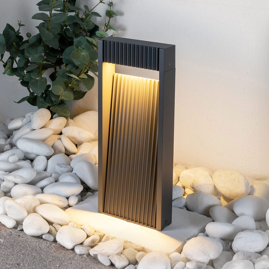 Staande buitenlamp Andrew met geribbeld design 40 cm
